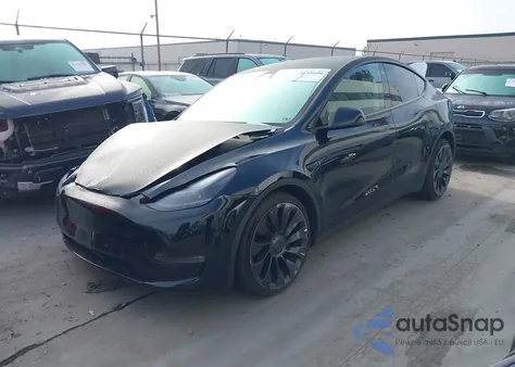 2022 Tesla Model Y Performance Dual Motor All-Wheel Drive z USA, uszkodzony, nr VIN 7SAYGDEF0NF448219